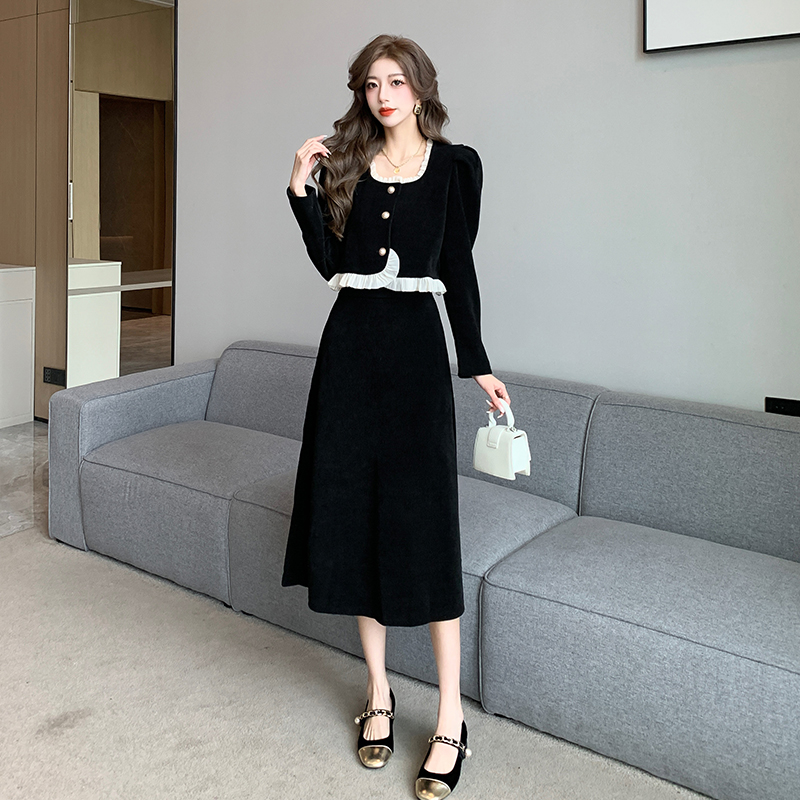 Women's Two-Piece Corduroy Skirt Set with Long Sleeve Top - Image 4