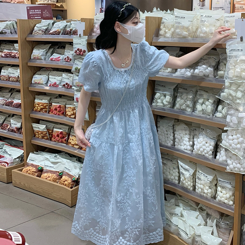 White Lace Dress French Style Embroidered Long Dress - Image 4
