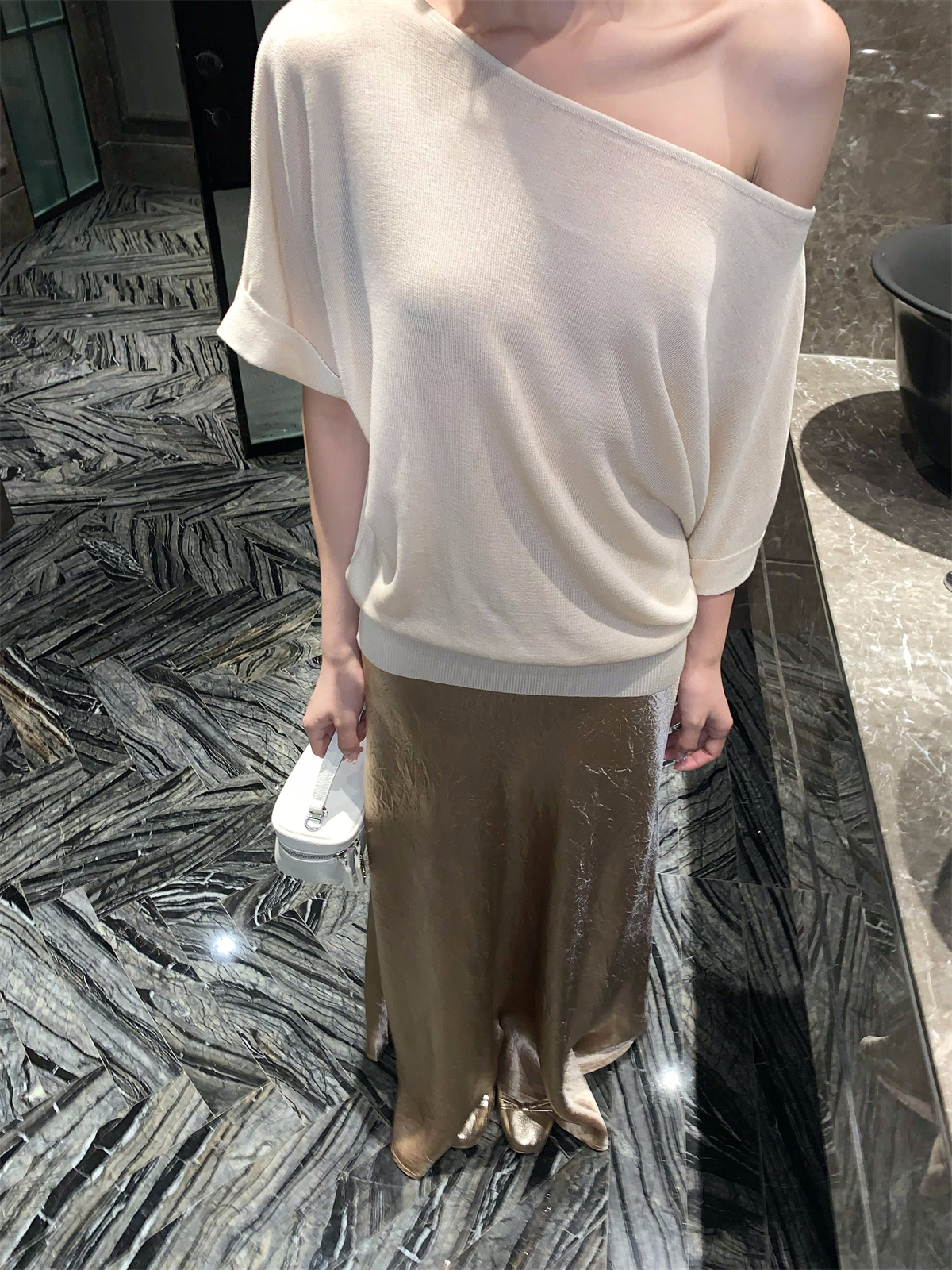 Gentle Elegant Tencel Off-Shoulder Knit Short-Sleeve Top for Women Summer Versatile - Image 3