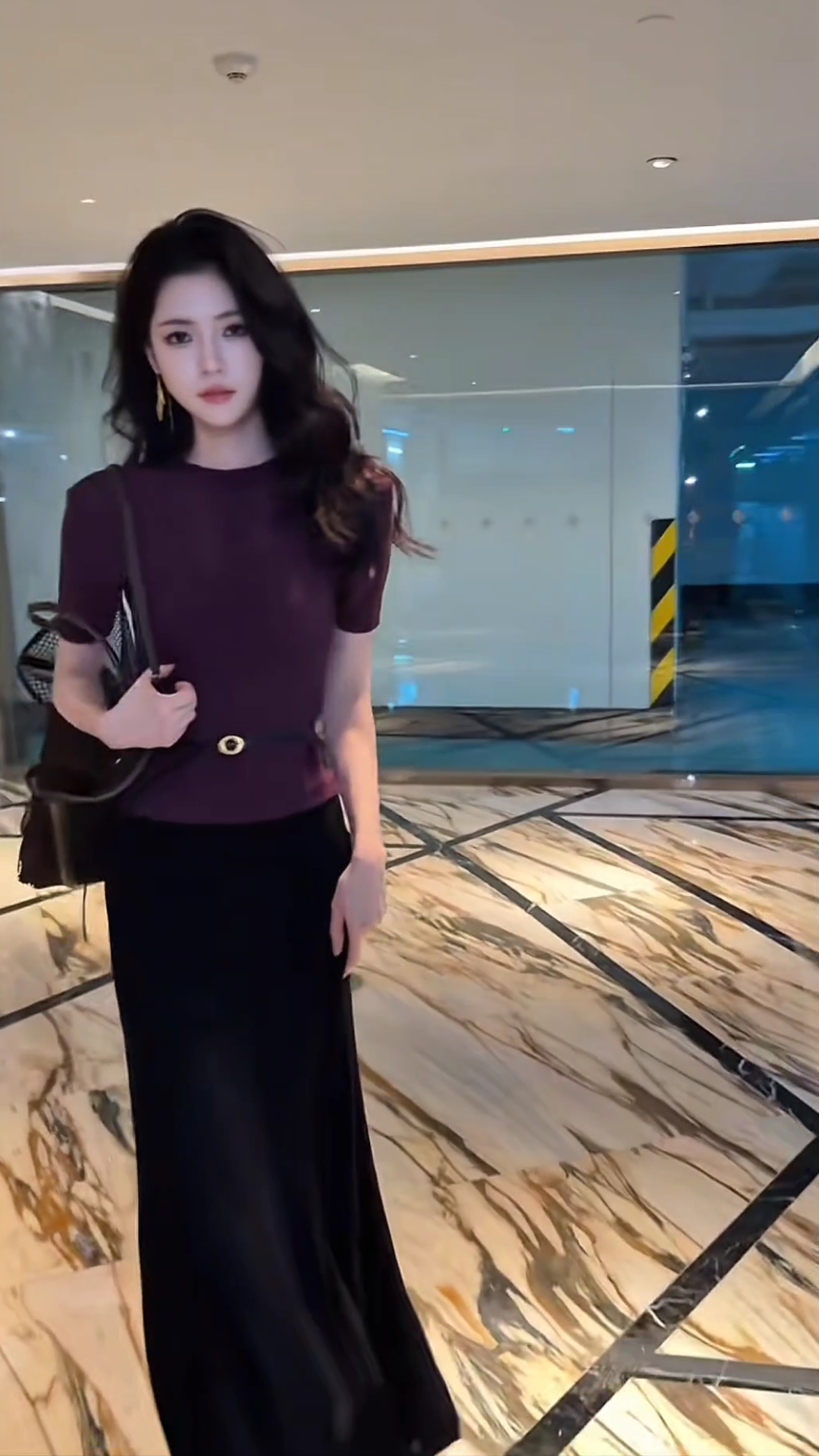 Summer Short Sleeve Round Neck Elegant Knit Top - Image 3