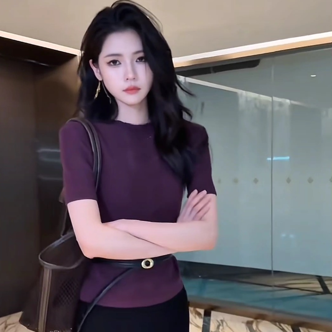 Summer Short Sleeve Round Neck Elegant Knit Top - Image 5